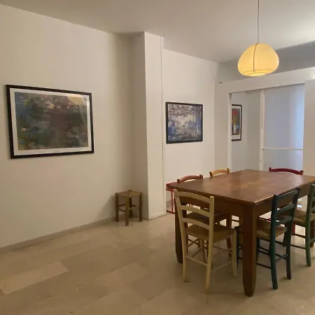 בית הארחה Il Cardo 2*